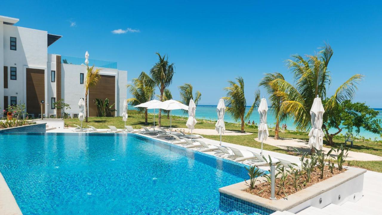 Cap Ouest By Horizon Holidays Flic-en-Flacq Extérieur photo