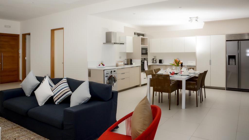 Cap Ouest By Horizon Holidays Flic-en-Flacq Extérieur photo